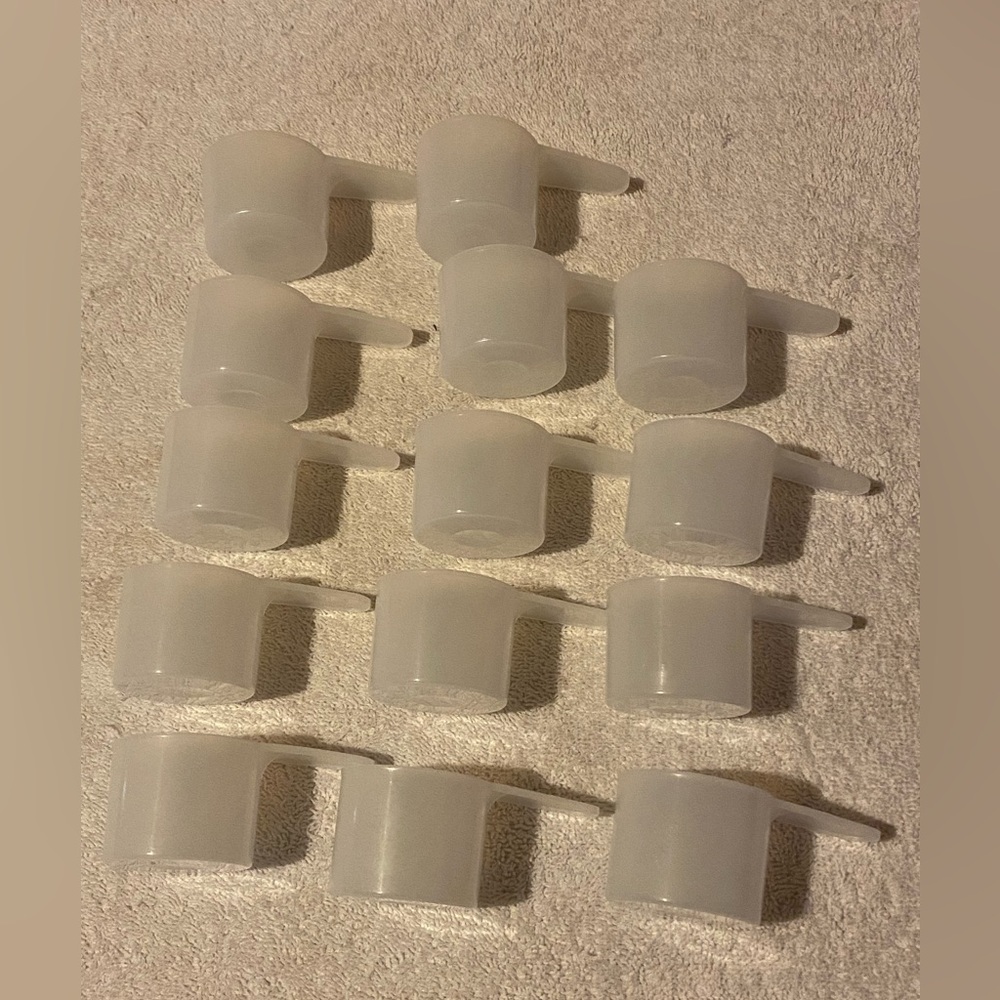 14 Gatorade Plastic Scooping Cups
